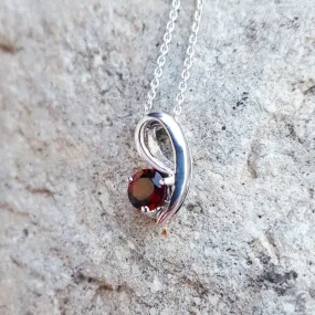 Arizona Anthill Garnet Silver Jewelry Arizona Garnet Swoop Necklace