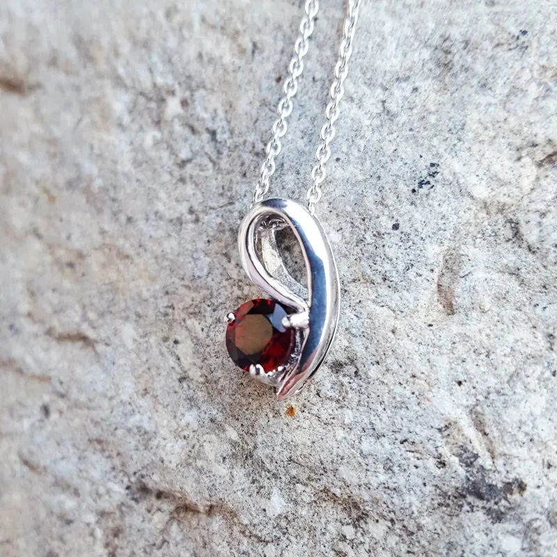 Arizona Anthill Garnet Silver Jewelry Arizona Garnet Swoop Necklace
