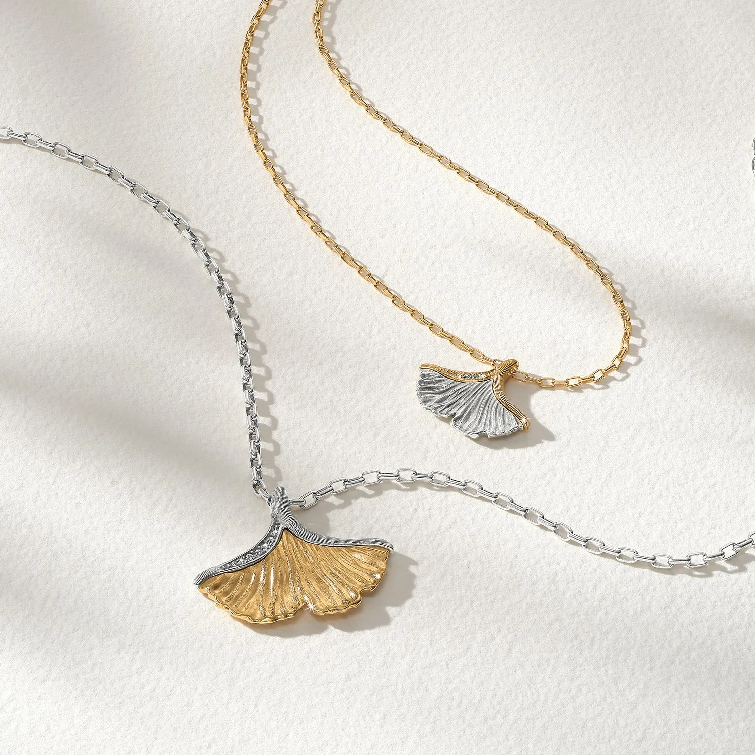 Everbloom Ginkgo Small Necklace