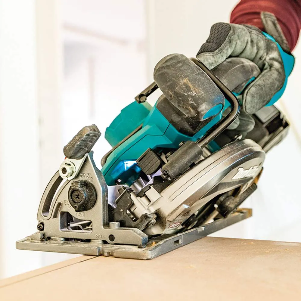 Makita HS012GM101 40V Max 4.0Ah 165mm (6-1/2") XGT Cordless Brushless Circular Saw Kit