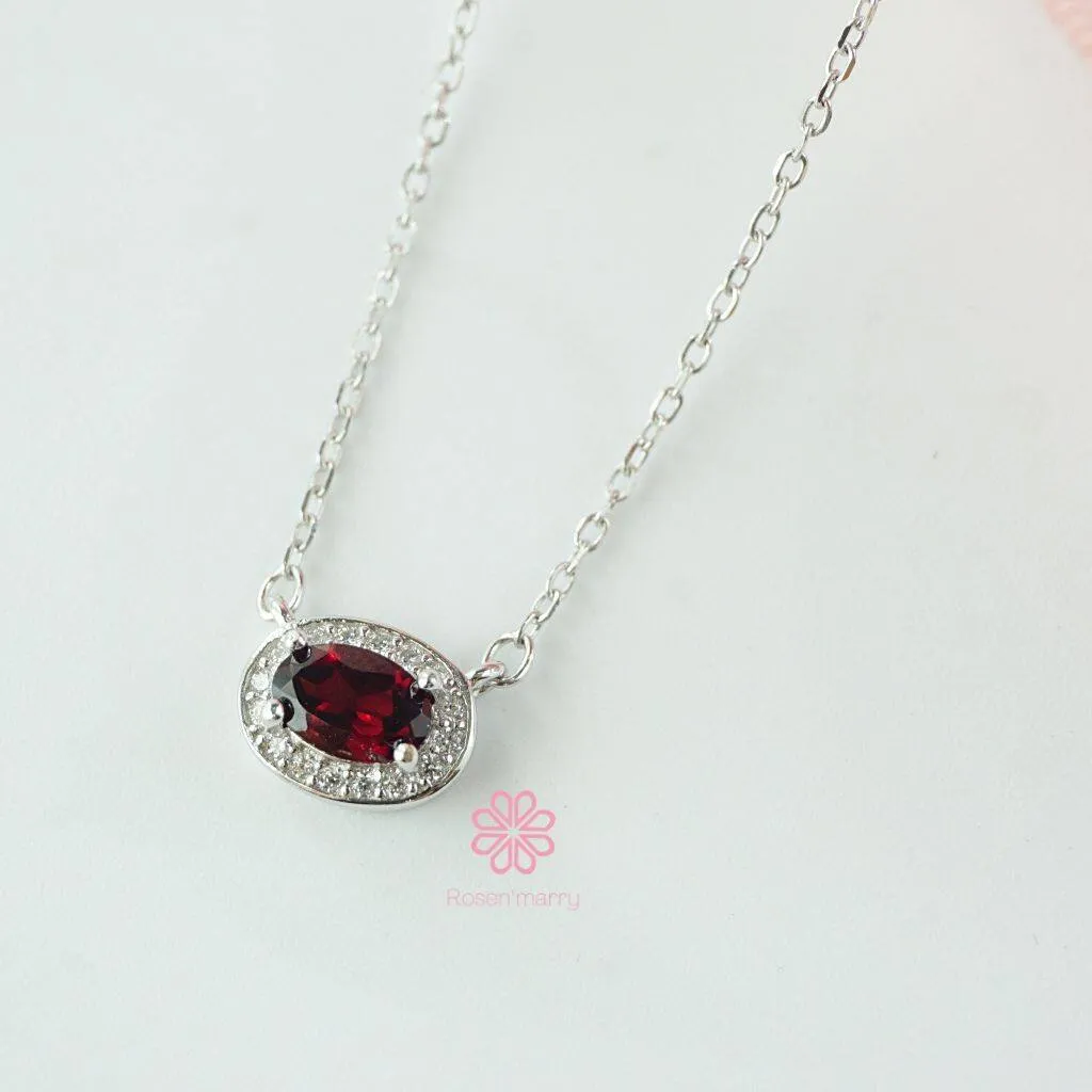 Natural Solitaire Garnet Necklace Sterling Silver925.
