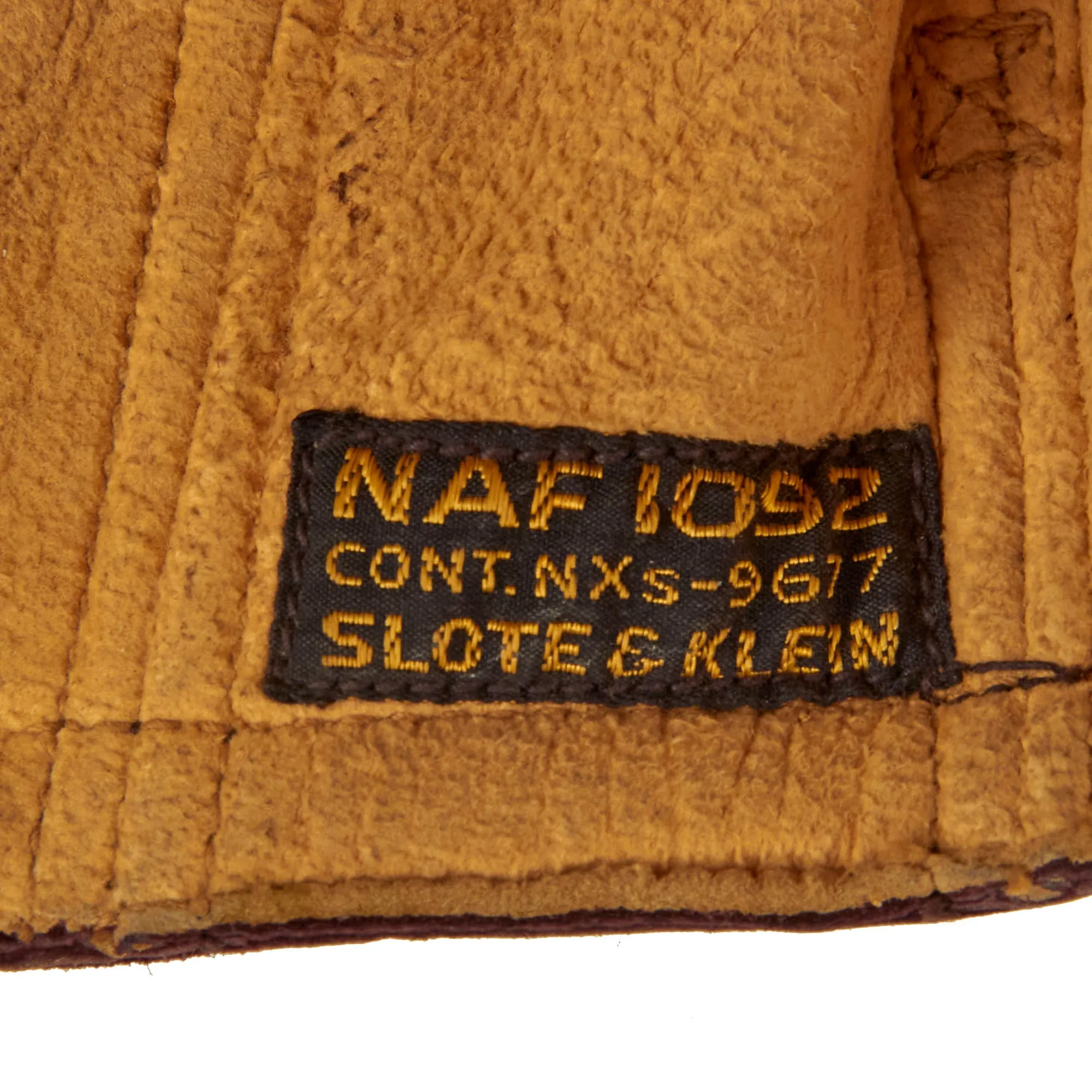 Original WWII U.S. Navy Flight Helmet & Goggle Set - Leather NAF 1092 & NAF 1092W Helmets