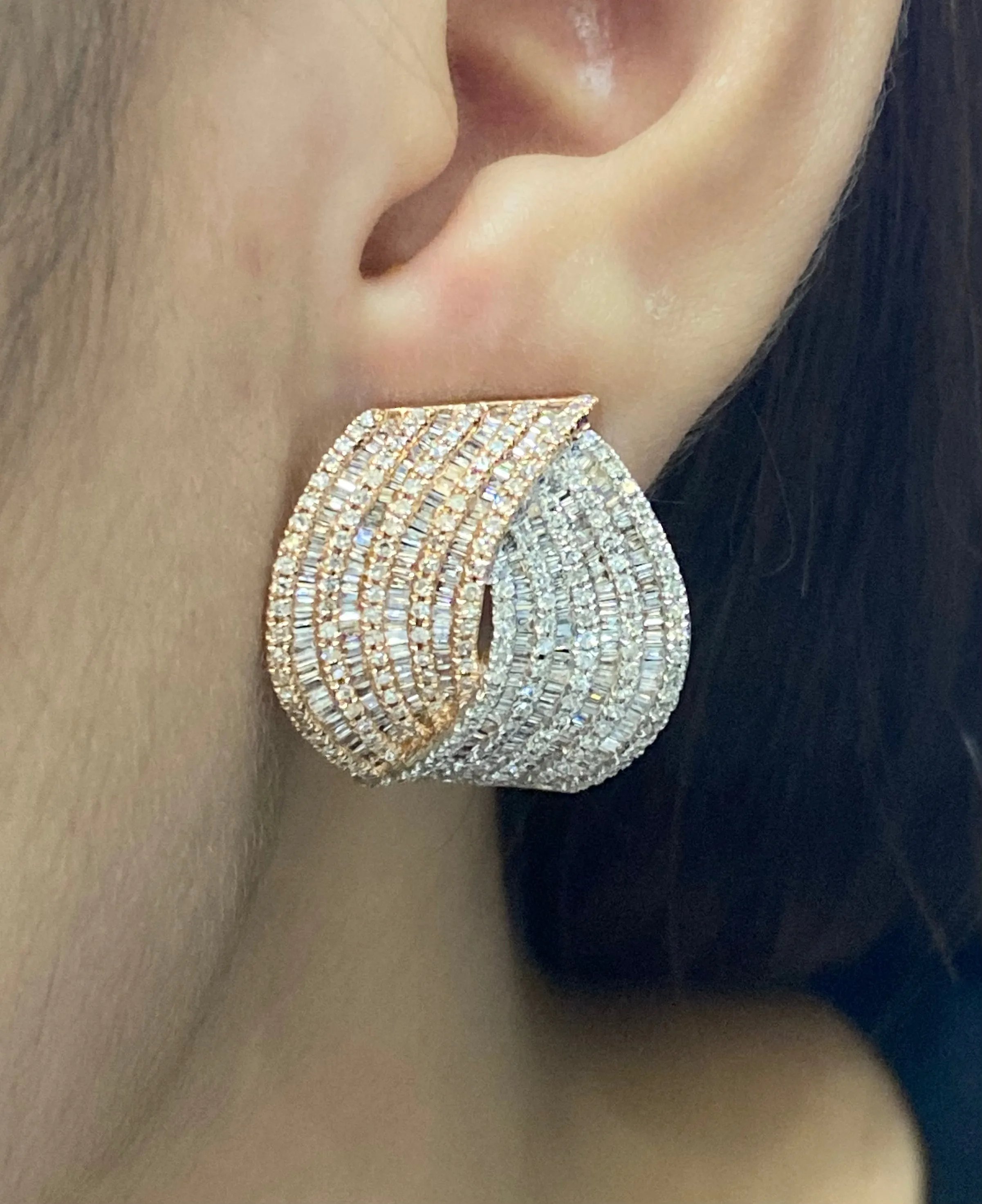 PREORDER | Multi-Tone Crossover Paved Diamond Earrings 14kt