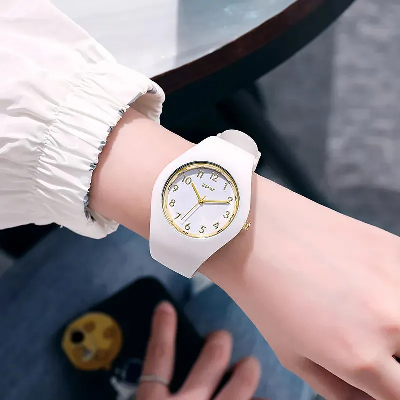 Trendy Full Size Waterproof 40mm Rubber Strap Skin Friendly Watch