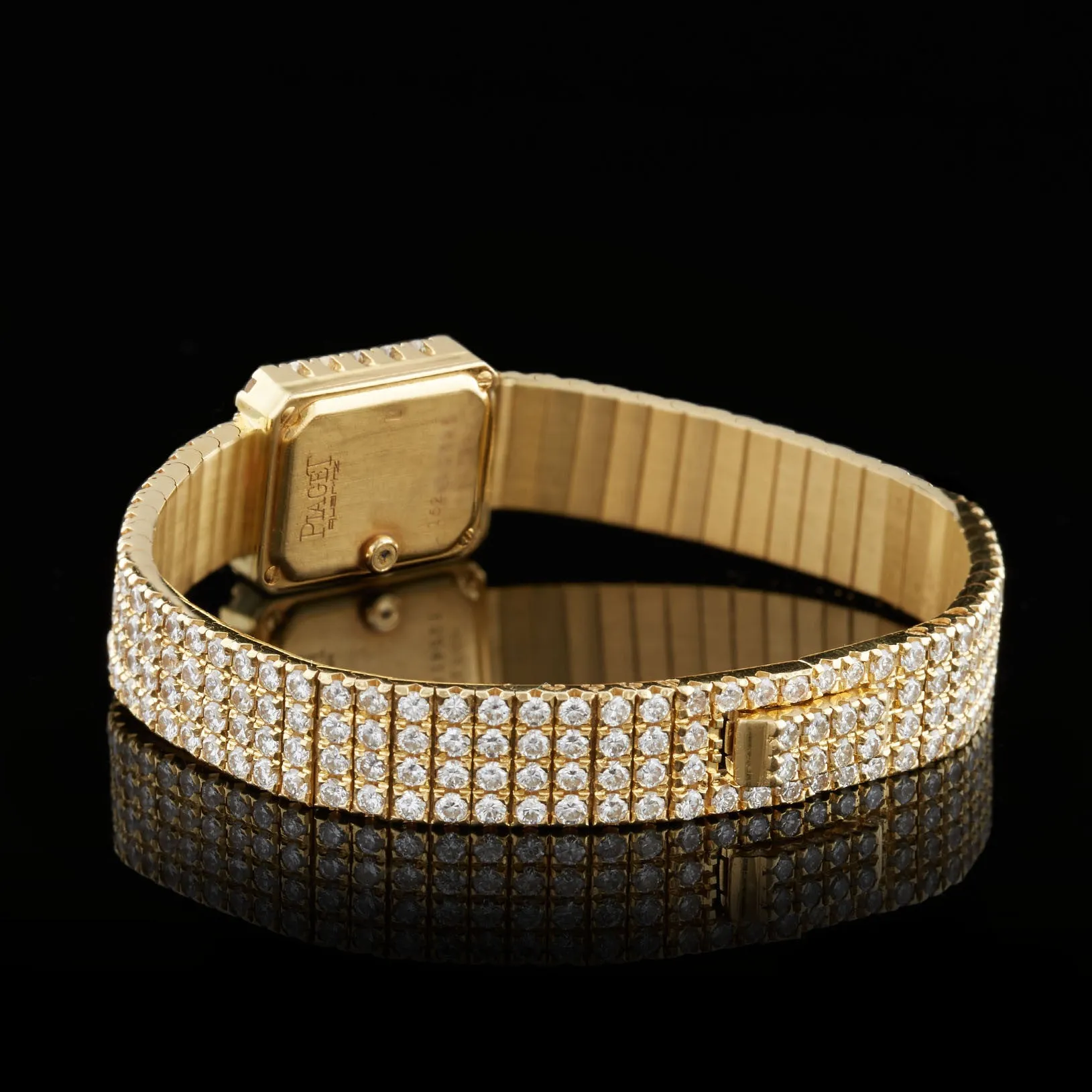 Vintage Piaget Ladies Pavé Diamond Gold Watch